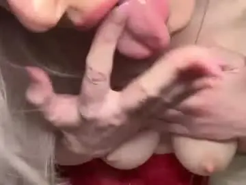 Victoriarrose  live sex cam