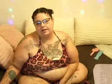Asserolee  live sex cam