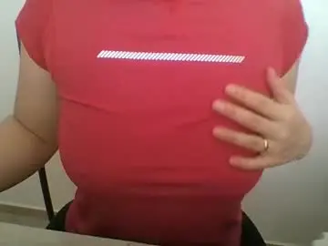 Br_hotwife  live sex cam