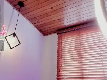 Celestehonney  live sex cam