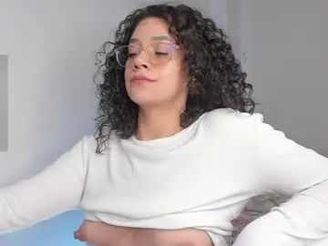 Cumwithlynz  live sex cam