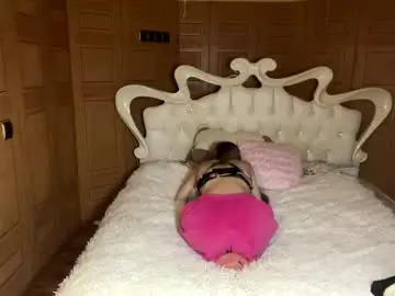 Doreathagustave  live sex cam