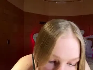 Doreathagustave  live sex cam