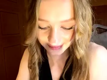 Doreathagustave  live sex cam