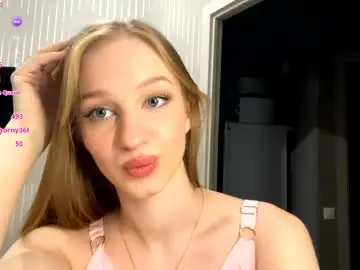 Doreathagustave  live sex cam
