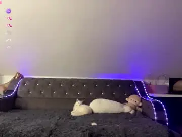 Doreathagustave  live sex cam