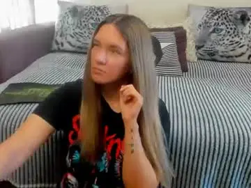 Kendra_xx_  live sex cam