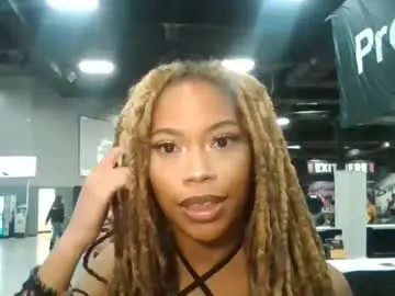 Sipofsummer  live sex cam