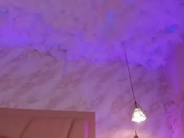 _hollywood_1  live sex cam