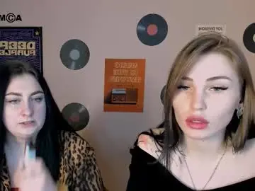 Ava_crystal_  live sex cam