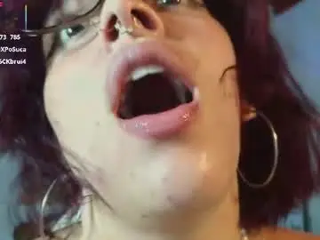 Bri_von_dhara_  live sex cam