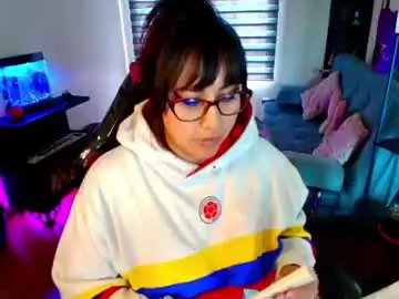 Cherryy_bombshelll  live sex cam
