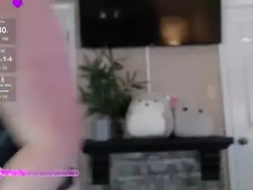 Cumqueen101  live sex cam