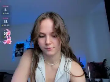 Cute_little_ass  live sex cam