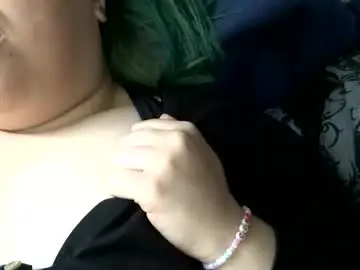 Emi_omalley  live sex cam