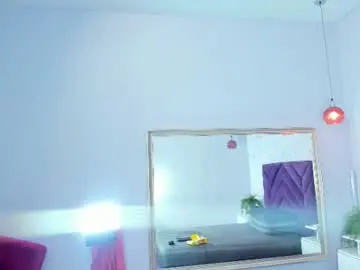 Haileystonei  live sex cam