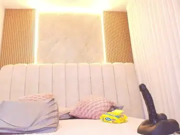 Hazel_kataleya  live sex cam