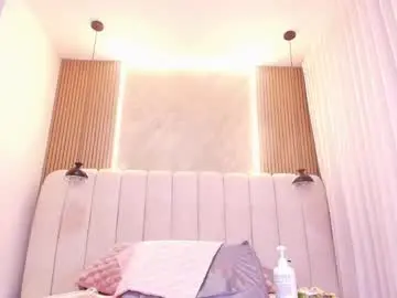 Hazel_kataleya  live sex cam