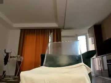 Jeniffer_100  live sex cam