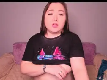 Kyeacloser  live sex cam