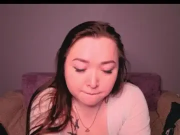 Kyeacloser  live sex cam