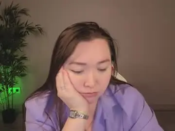 Kyeacloser  live sex cam