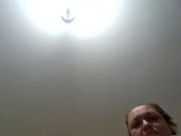 Lilchick4u  live sex cam
