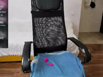 Luckellysik  live sex cam