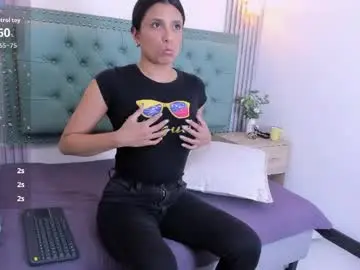 Lunaasmithh  live sex cam