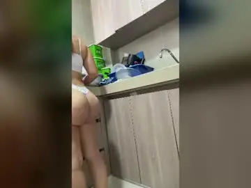 Natigoonzales  live sex cam