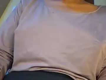 Petite_loverr  live sex cam