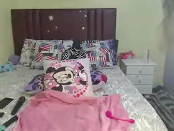 Tamela_1  live sex cam