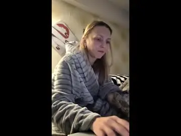 Alythea  live sex cam