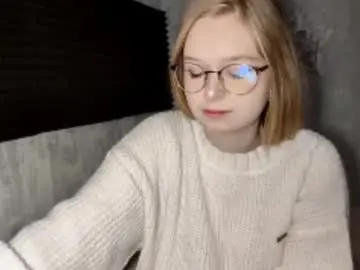 Chanelledroz  live sex cam