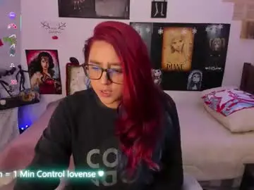 Cherry_blushh  live sex cam