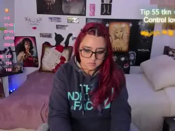 Cherry_blushh  live sex cam