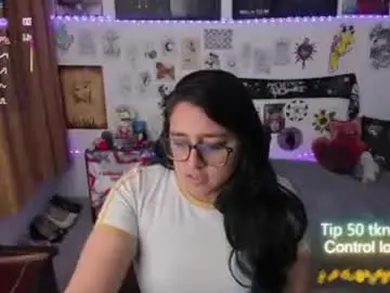 Cherry_blushh  live sex cam