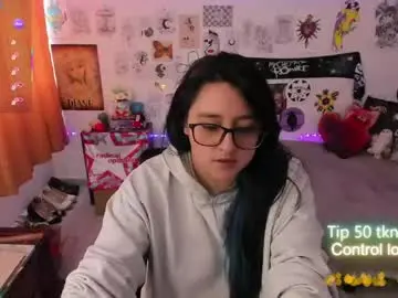 Cherry_blushh  live sex cam