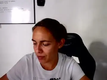 Cristalint  live sex cam