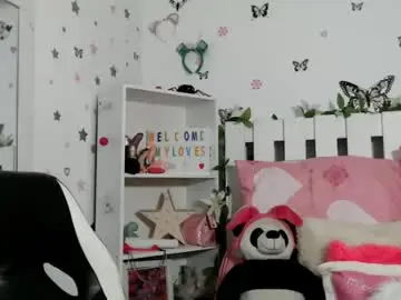 Hela_sexy_xx  live sex cam