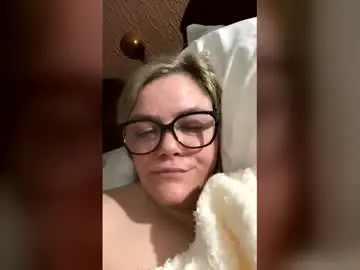 Jennievil  live sex cam
