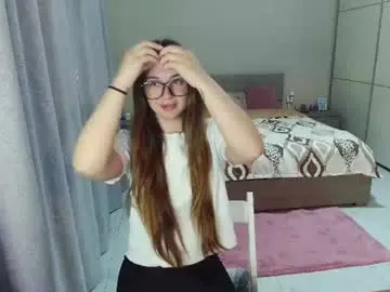 Kristall_xxx  live sex cam