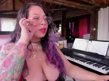 Maggie_queen  live sex cam