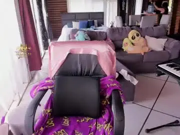 Maggie_queen  live sex cam