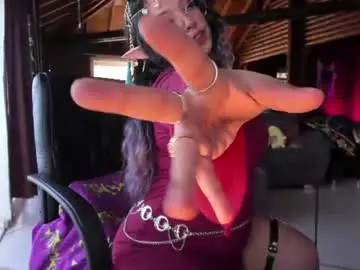 Maggie_queen  live sex cam