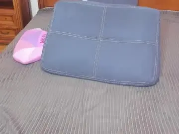 Milfdeaa  live sex cam