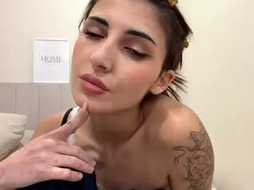 Sheilahweidmann  live sex cam