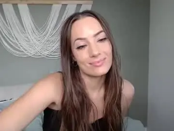 Sireneyesonly  live sex cam