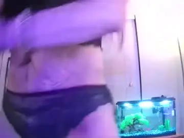 Thatcougarulove  live sex cam