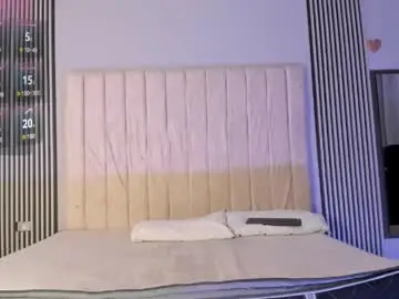 Zafiro_and_esmeralda  live sex cam